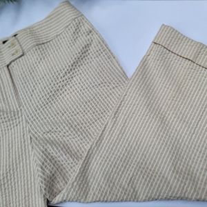 Anne Klein Stretch Capri Lightweight size 8